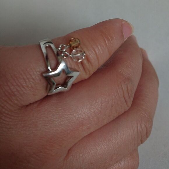 Silver star and decorative pendants ring - Picture 4 of 4